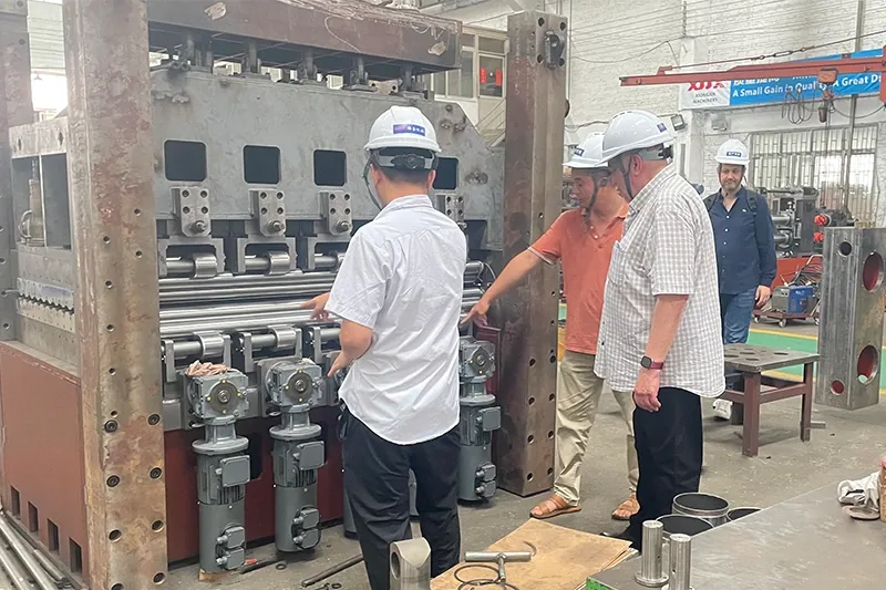 คณะผู้แทน NIKEL Stainless จากตุรกีเยี่ยมชม XIONGJIN MACHINERY